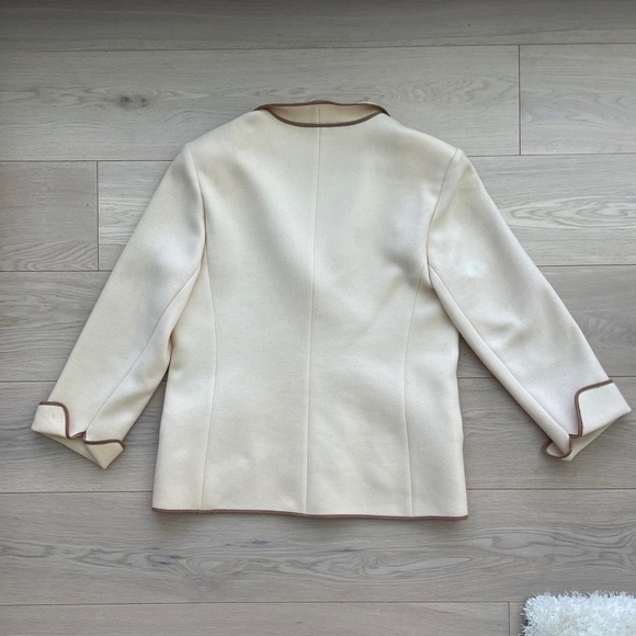 Vintage Tan Wool Blazer - Picture 2 of 5